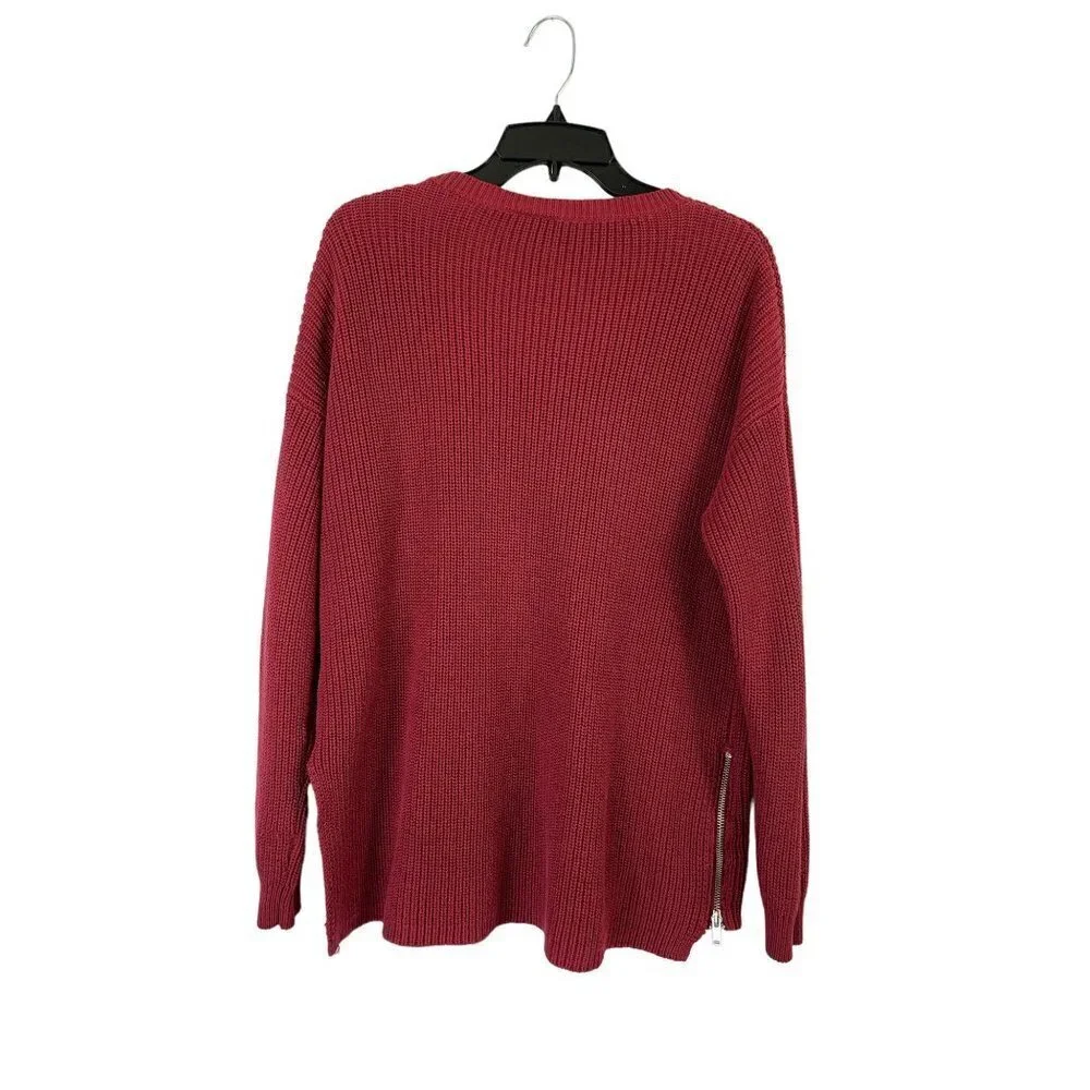 Divided Women’s Knitted Burgundy Sweater